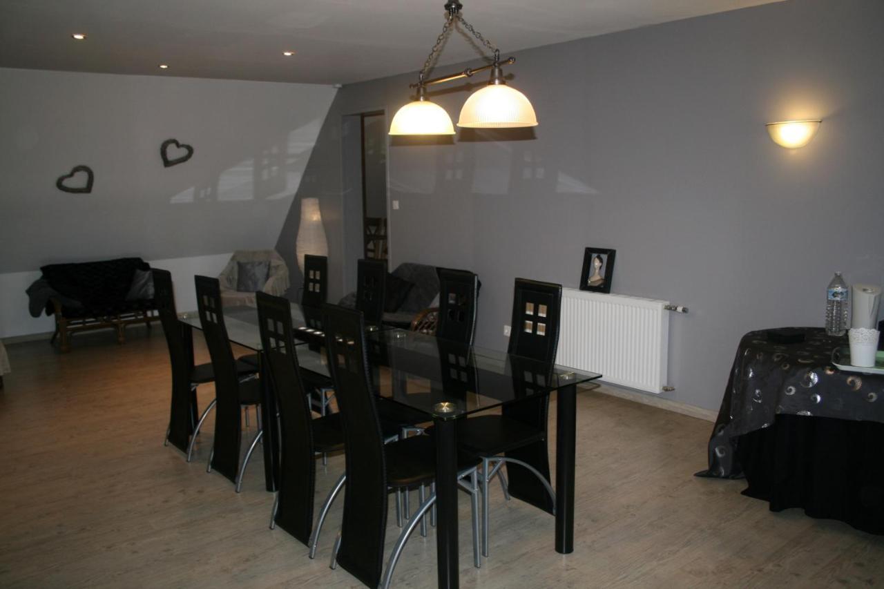 Le Blockhaus De Domleger Et Spa Luaran gambar